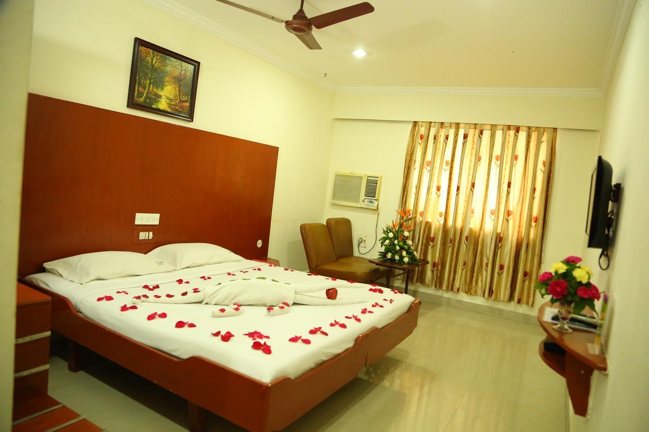 צ'נאי Hotel Sooriya Residency מראה חיצוני תמונה